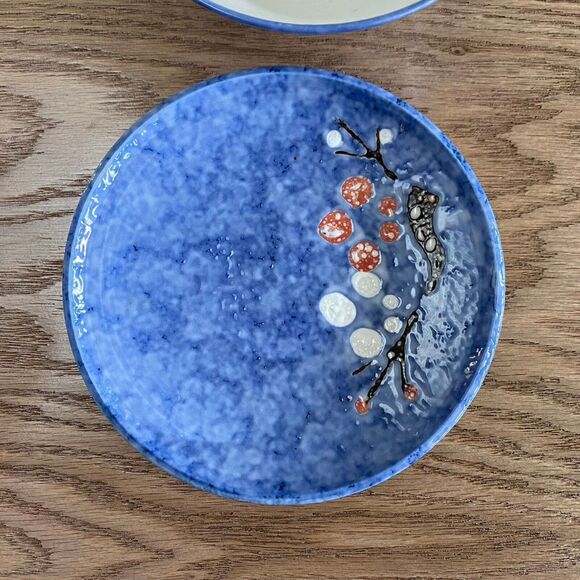 Asian bowl hand painted flowers footed bowl Japanese style. - Picture 4 of 10